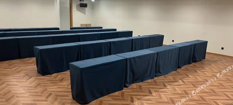 艺龙瑞云酒店(东明曙光路大都会店)图片