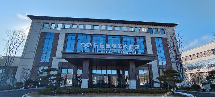 布拖黑绵羊大酒店图片