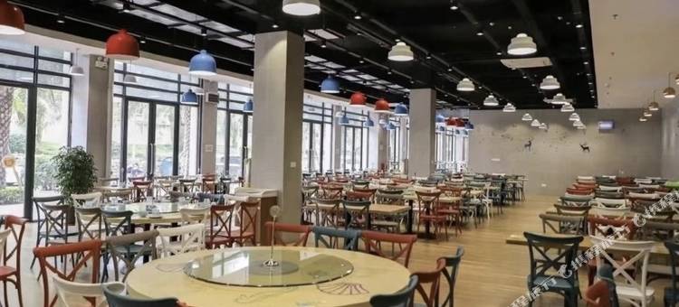 碧海蓝湾酒店公寓(吴川鼎龙湾国际海洋度假区店)图片