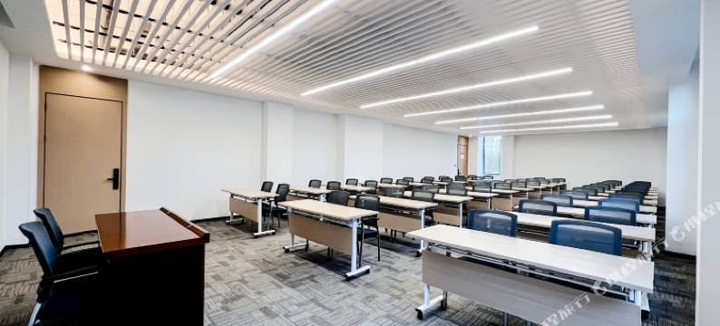 日照国恒蓝鲸酒店图片