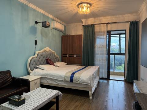 佳一轻奢公寓(上海浦江高科技园区店)