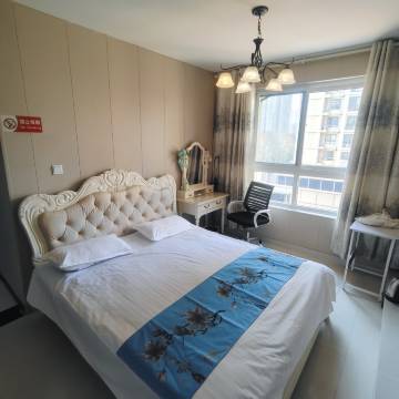 合肥鸿远家庭民宿(国防科技大学地铁站西环中心广场店)