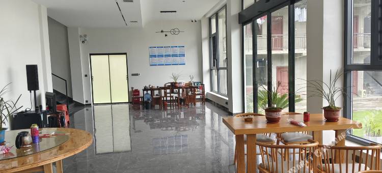 梵净山瑞杰民宿(亚木沟景区店)图片
