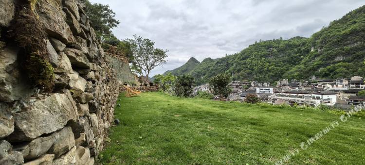 镇远江山集·江上春山观景民宿图片