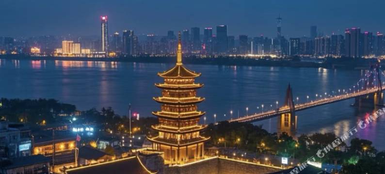 襄阳•丰泽苑•名尚丨ContempDesignerCinemaS酒店(民发广场泛悦店)图片