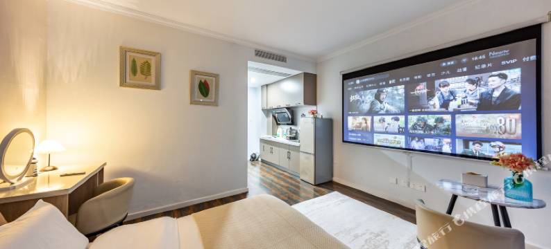 海屿眠影音民宿(烟台火车站店)图片