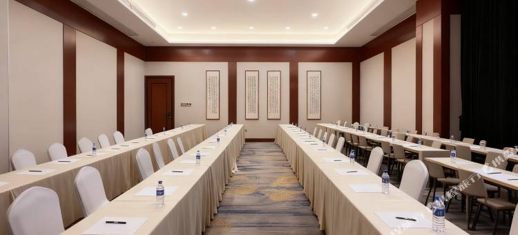 原住华夏酒店(舟山定海宝龙天地店)图片