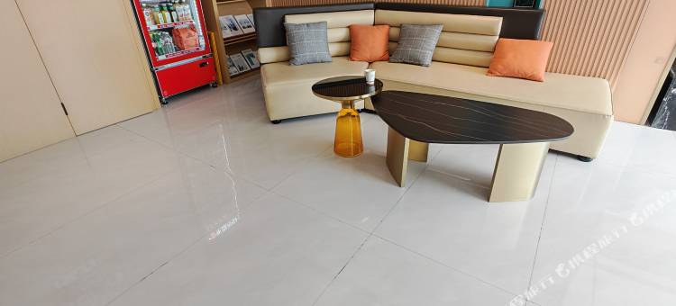 潮漫酒店(汕尾二马路美食街店)图片