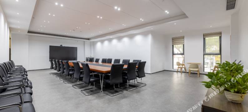 湛江予你酒店(金沙湾店)图片