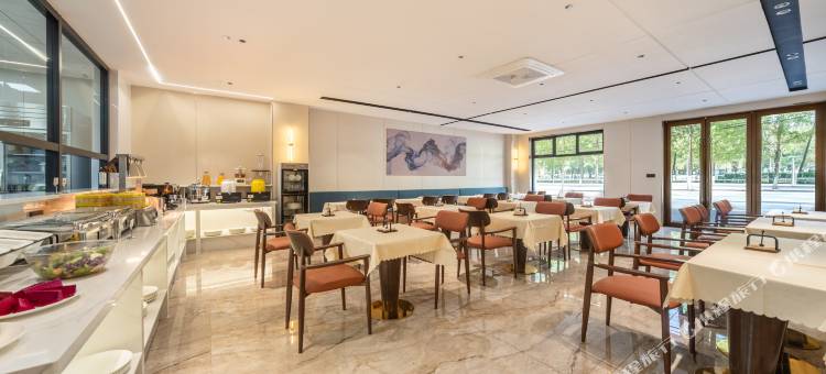 艺龙酒店(克孜勒苏柯尔克孜乌恰店)图片