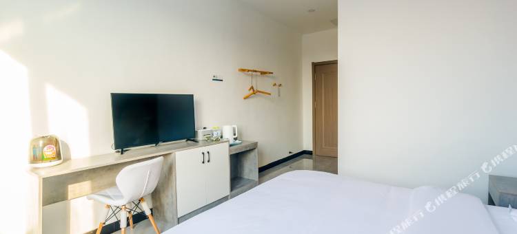 轻住悦享酒店(青岛农业大学地铁站店)图片