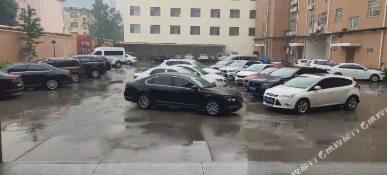 骏怡连锁酒店(灵寿中天商厦店)图片