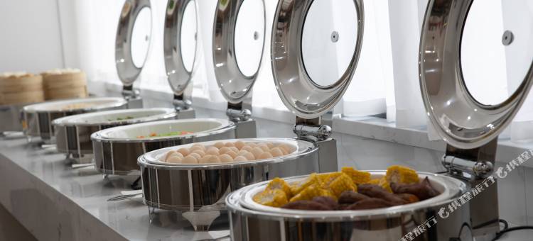 柏曼酒店(桂林火车站万象城店)图片