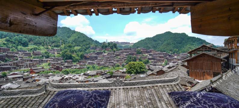 西江千户苗寨暖遇·山居民宿(东引观景台店)图片