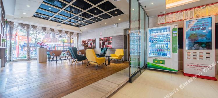 丽橙酒店·悦(宜昌滨江公园解放路步行街店)图片