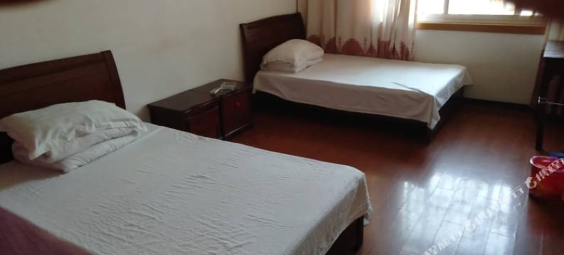 扬中迎春旅社图片