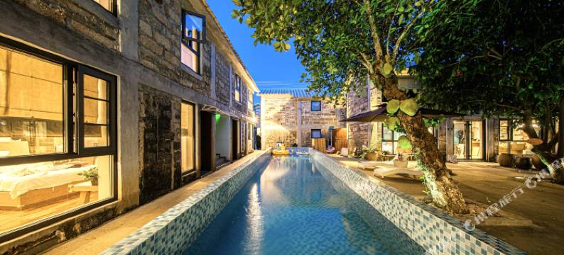 涠洲岛半月心邸美墅度假酒店(贝壳沙滩蓝桥店)图片