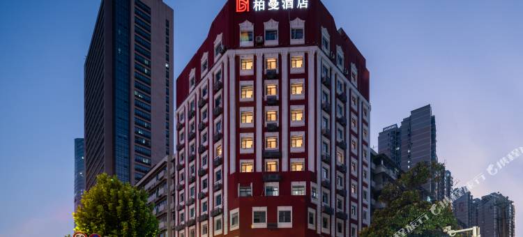柏曼酒店(武汉武胜路地铁站凯德广场店)图片