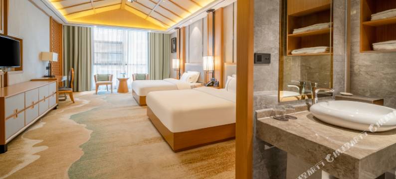 君美达酒店(安顺市人民医院驼宝山广场店)图片