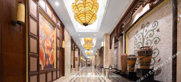 武汉潮漫凯瑞国际酒店(文华学院华科大店)图片