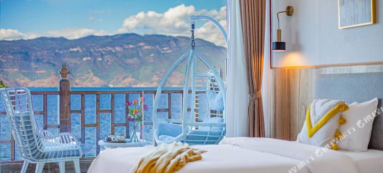 栖风听海客栈(泸沽湖大落水码头店)图片