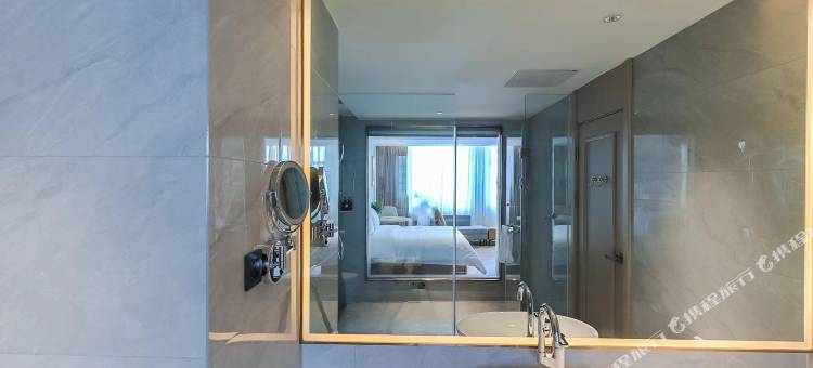 维也纳酒店(临沧佤山凤城高铁站店)图片