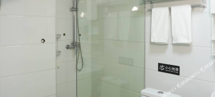 布丁严选酒店(杭州丁兰龙湖天街桃花湖地铁站店)图片