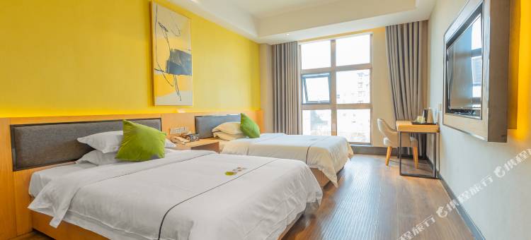 柠檬精选酒店(蓬安县政务服务中心店)图片