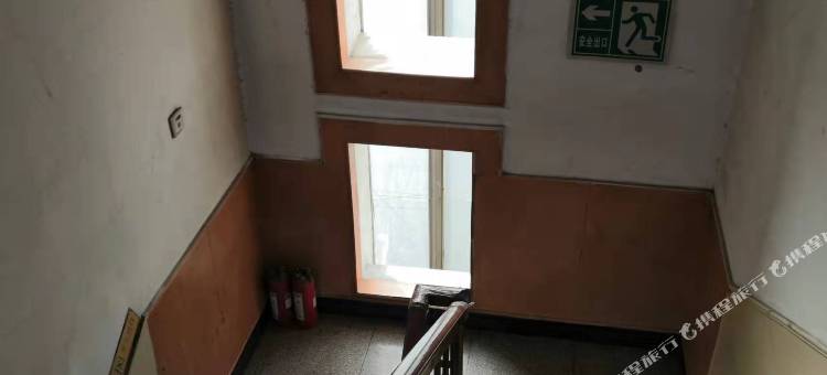 金龙旅馆(定州火车站店)图片