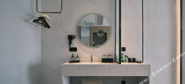 美宿欢漫酒店(岳阳楼区洞庭湖小镇店)图片