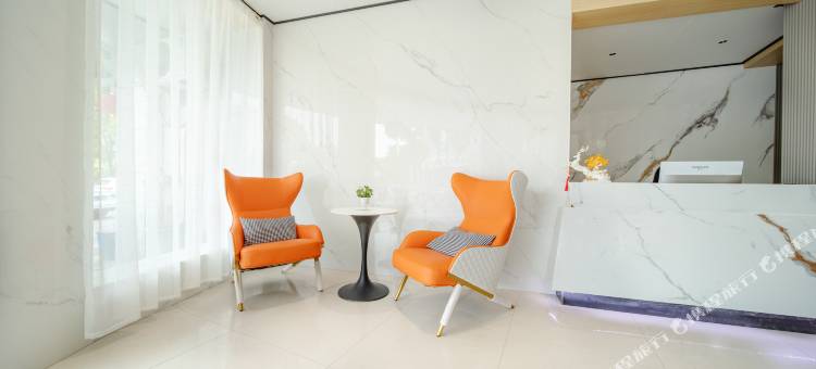 常山季朵酒店(中商广场店)图片