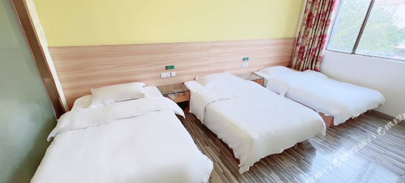 现代便捷酒店(平南中心广场店)图片