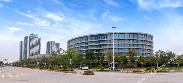 荣耀电竞酒店(长安轻轨站店)图片