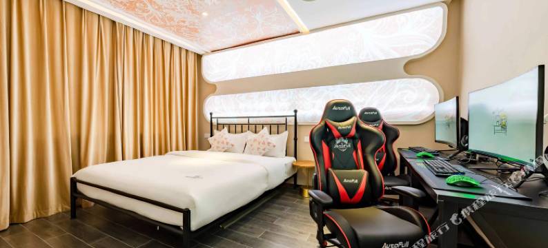 VV江景电竞影院公寓(积玉桥地铁站店)图片