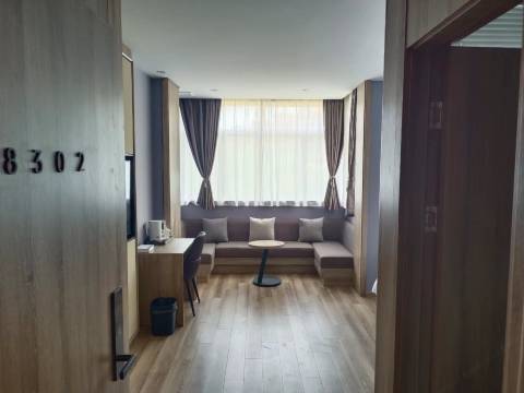 张家港君悦假日宾馆