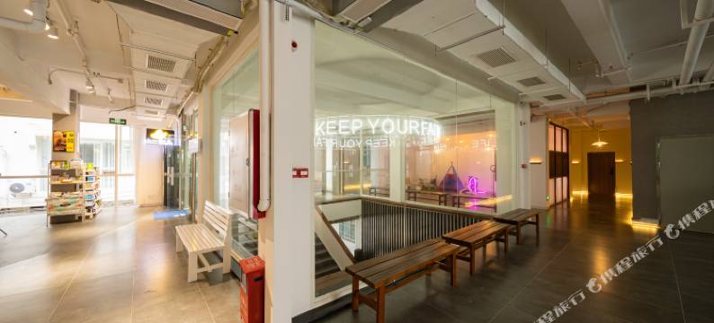 曼陀伦酒店(江门新会金沙购物广场店)图片