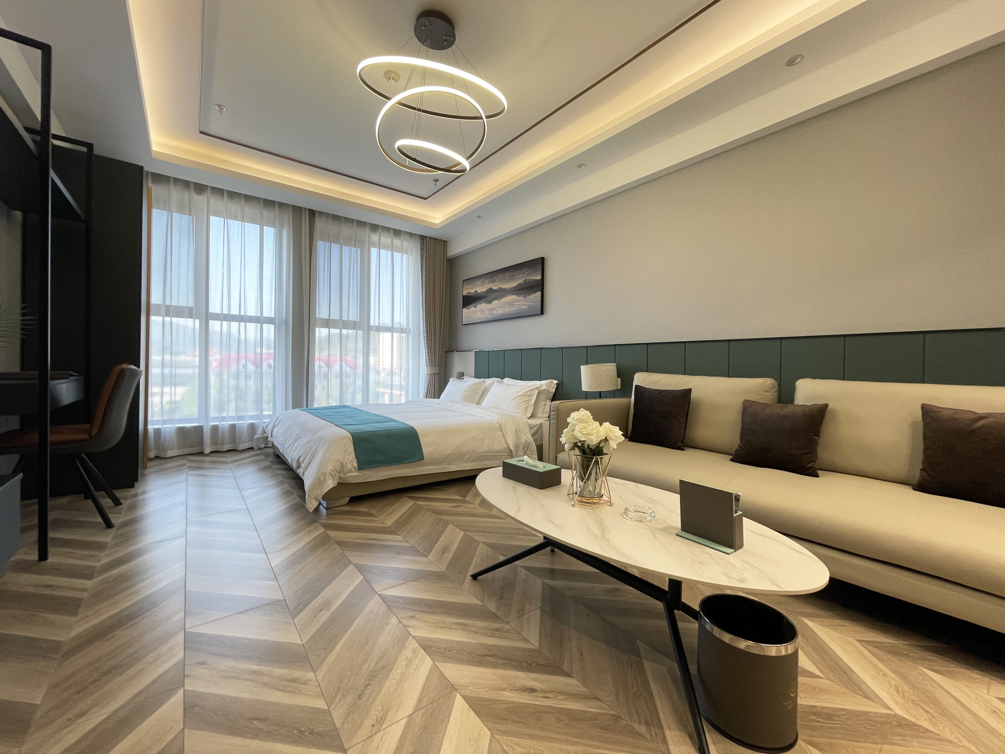 Taibai Ruissen Hotel Over view