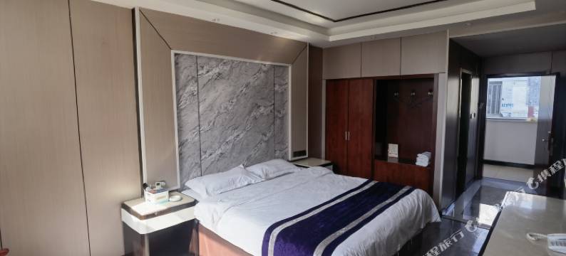 庄浪佰隆酒店图片