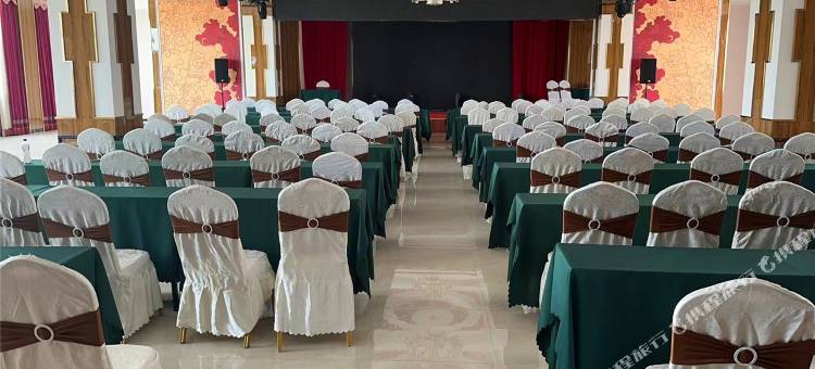 博尔金大酒店图片