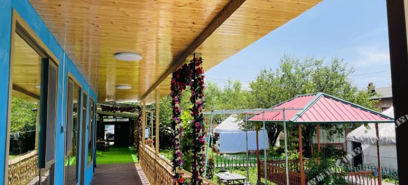 沙坦那提·巩乃斯河谷度假民宿(那拉提旅游风景区店)图片