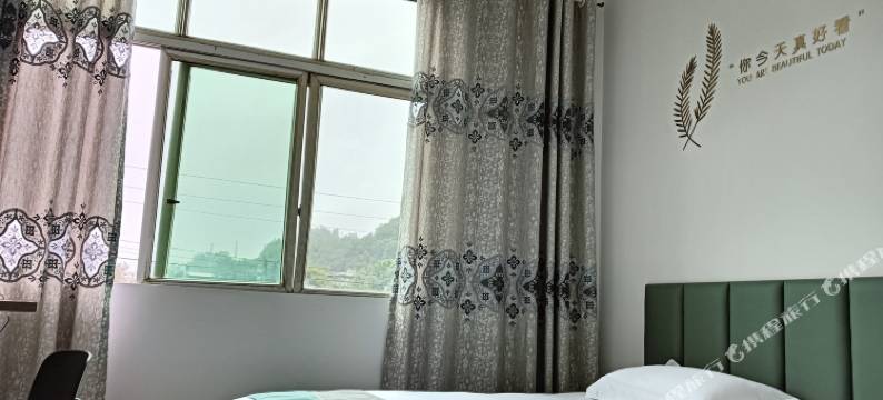 酉阳东福宾馆图片