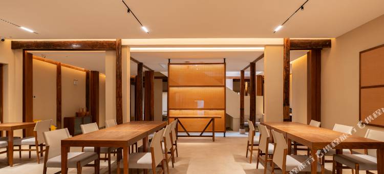 新安山居·月栖溪市隐亼(徽州古城斗山街店)图片