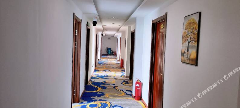 长岭鸿瑞宾馆图片