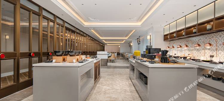 维也纳国际酒店(临沂大学中国酒店用品城店)图片