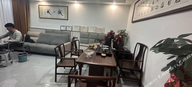 镇雄鸿禧电竞酒店(镇雄朝阳学校店)图片