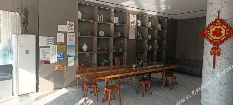 格盟电竞酒店(张家港高铁站塘桥店)图片