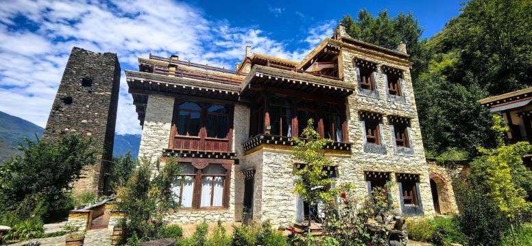 丹巴罕额庄园(中路藏寨观落日点店)图片