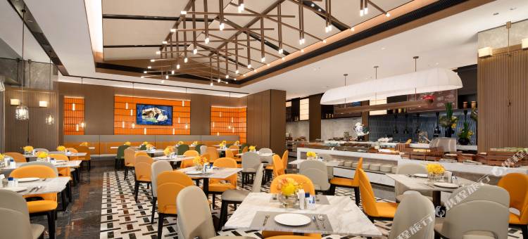 开封清明上河园希尔顿欢朋酒店图片