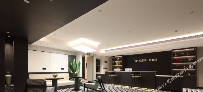 栢里设计师酒店(广州火车站西村地铁站店)图片