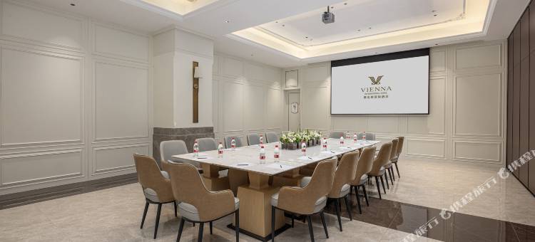 维也纳国际酒店(磁县中盛国贸广场店)图片